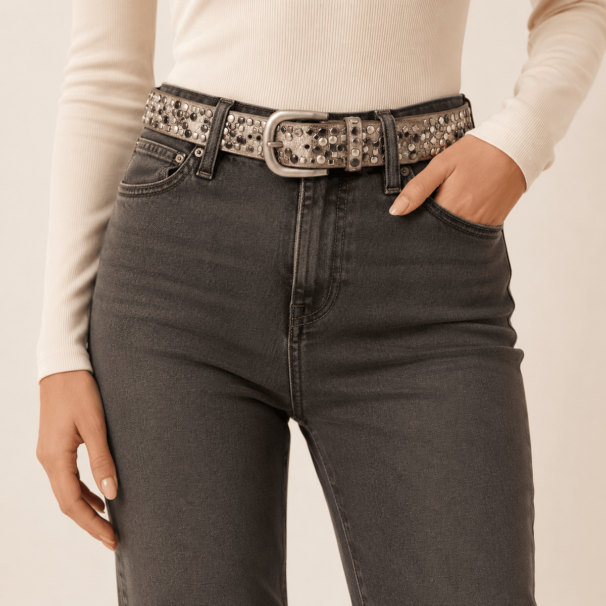 Ceinture Prestige Ceinture en Cuir pour Femme avec Rivets Géométriques Argentés | Modèle Ava